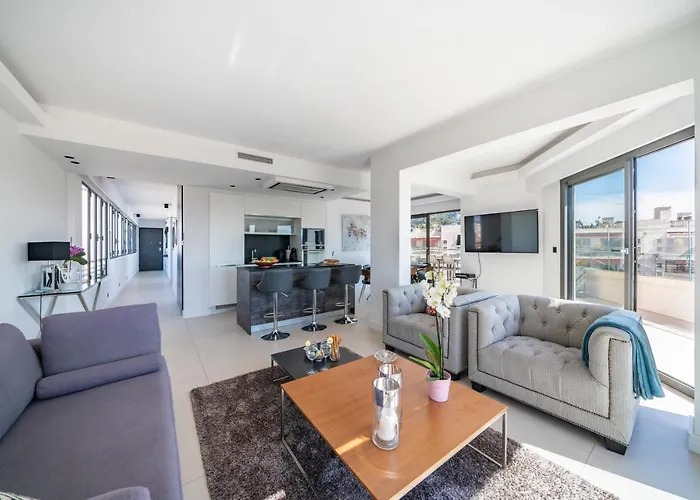 Centre Dernier Etage Daire Cannes