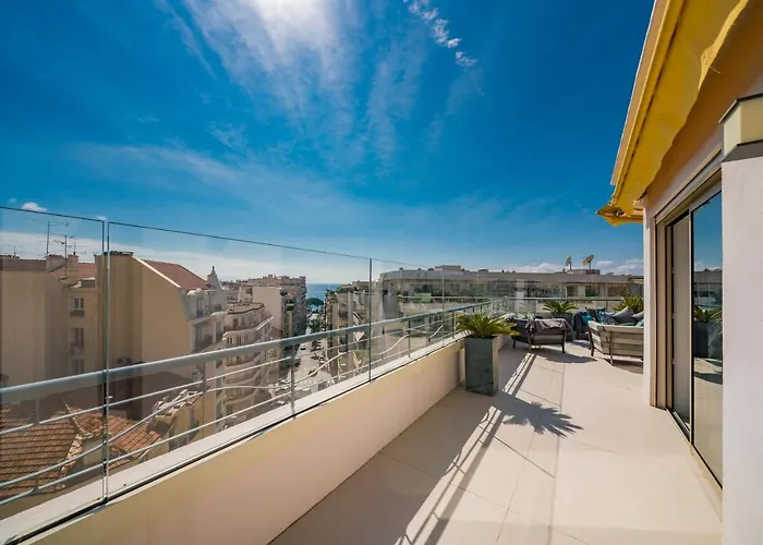 Centre Dernier Etage Daire *