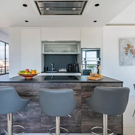 Apartment Centre Dernier Etage Cannes
